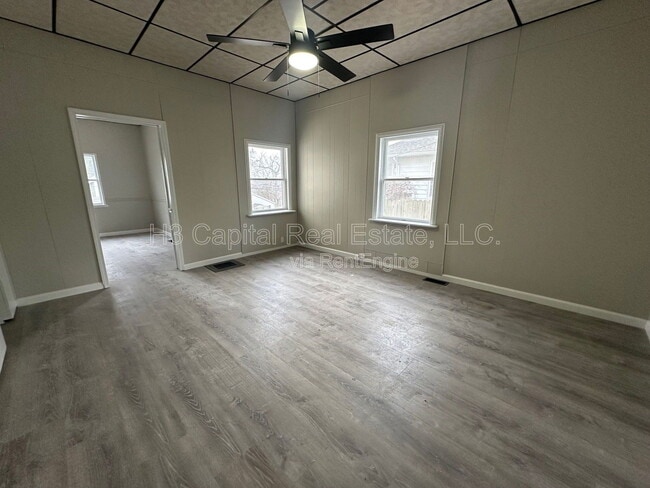 Photo - 320 W Cleveland Ave