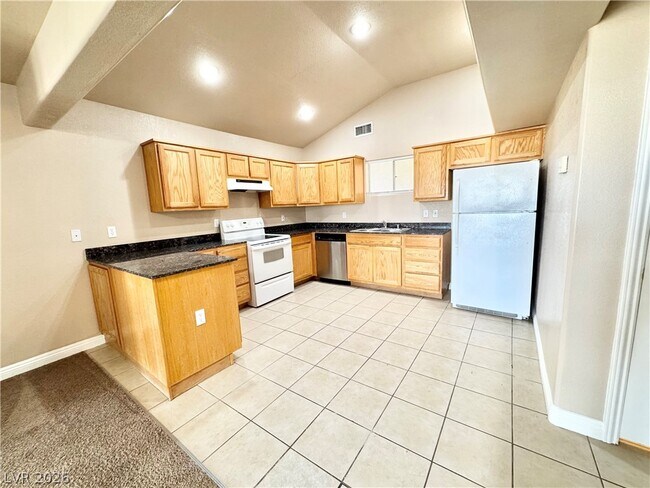 Photo - 1731 Pershing Ave
