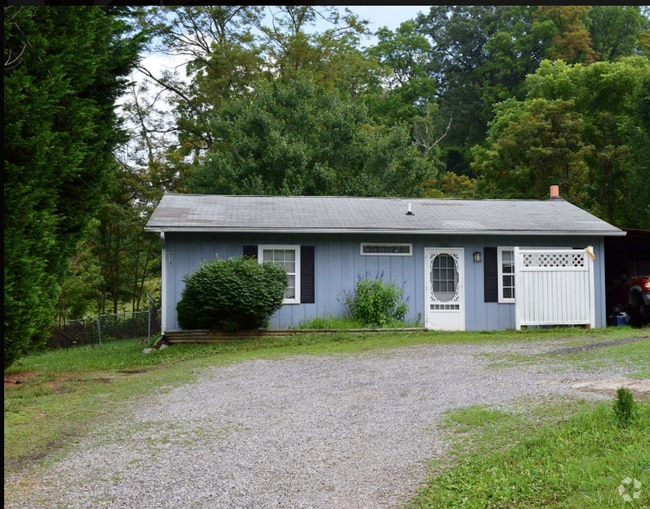 Building Photo - 4321 Old Clyde Rd Rental