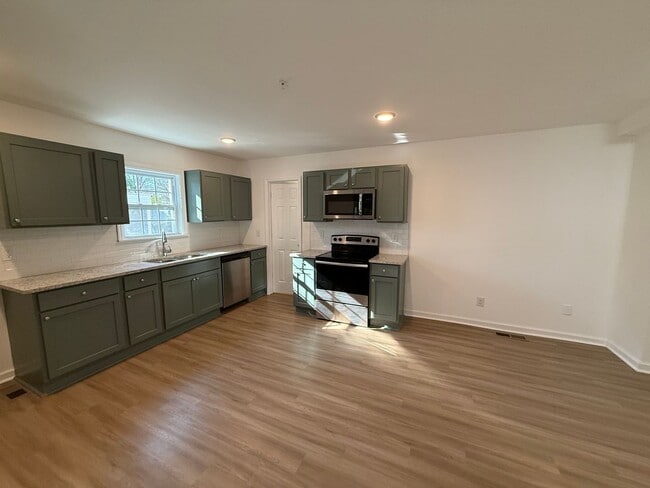 Photo - Apartment Home for Rent in Scottsboro, AL!! Unit A