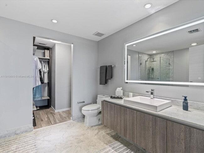 Photo - 801 S Miami Ave