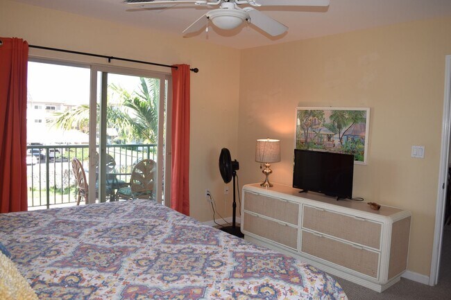 Photo - Hale Kanani  - 3bd. 2ba. Furnished Oceanfront Unit Available 4.1.2026 for 10 month lease.