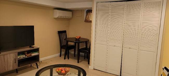 Photo - 6105 Arbor St