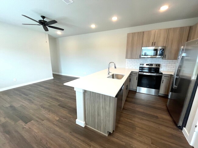 Photo - 1127 Eloise Dr Unidad 1221