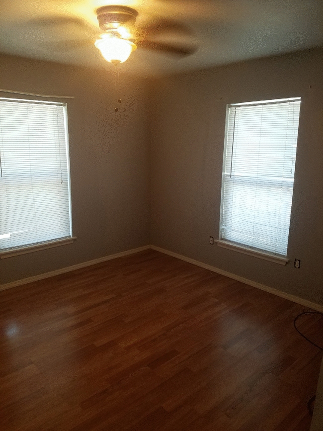 Photo - 306 S 25th St