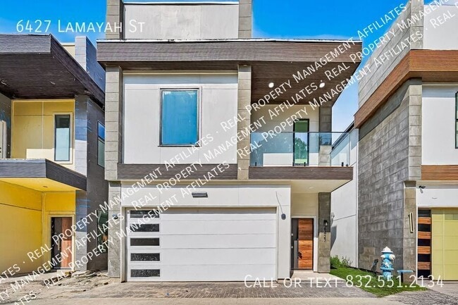 Building Photo - 6427 Lamayah St Rental