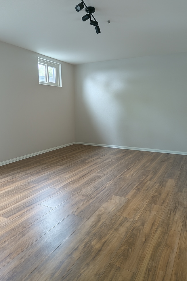 Photo - 3 Bedroom 1 Bathroom Apartment in Golden! Unit 943B