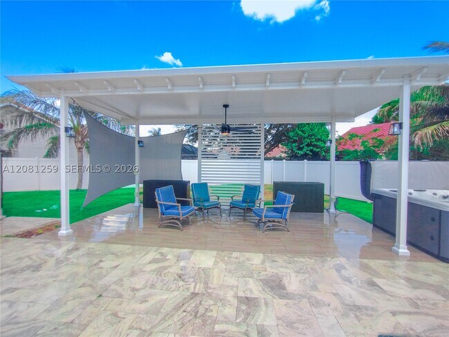 Photo - 5780 Sun Pointe Cir