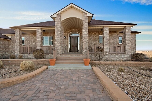 Building Photo - Long Realty & Property Management- Luxury 38 acre Estate