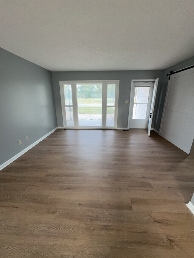 "Charming 3-Bedroom Home with 2 Full Baths and 1580 Sq Ft of Living Space in Wichita!"