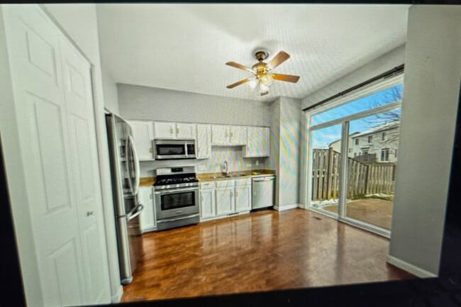 Photo - 2817 Hoffman St