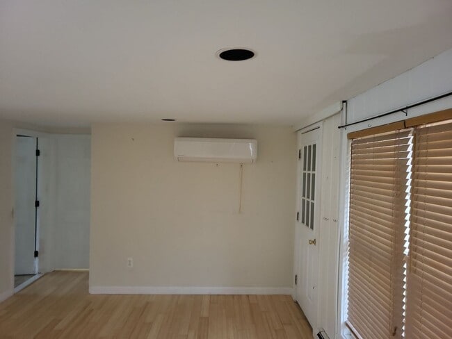 Photo - 5 Dupaw Gould Rd Unit B