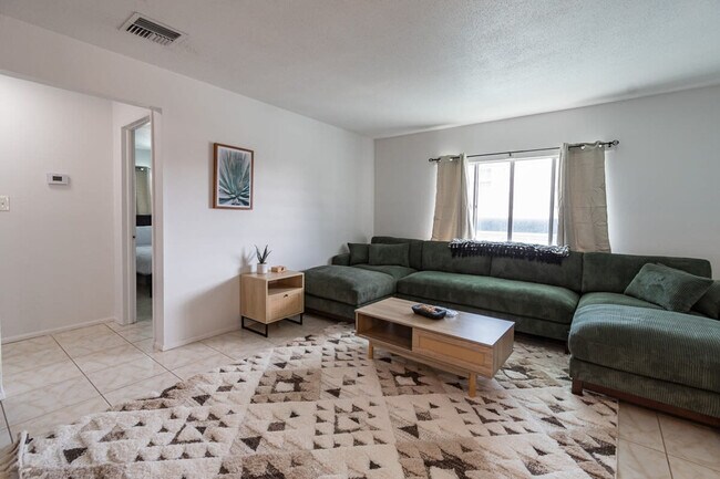 Photo - 505 Fillmore Ave Unit ID1044441P