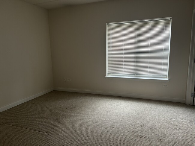 Photo - 3400 N Old Arlington Heights Rd Unit 301