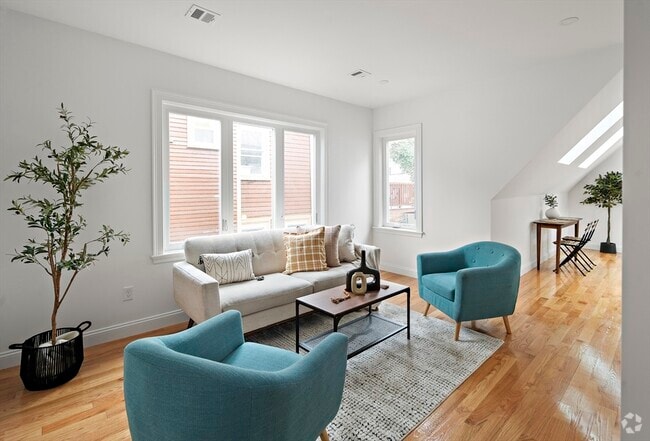 Building Photo - 24 Montrose St Unit 2 Rental