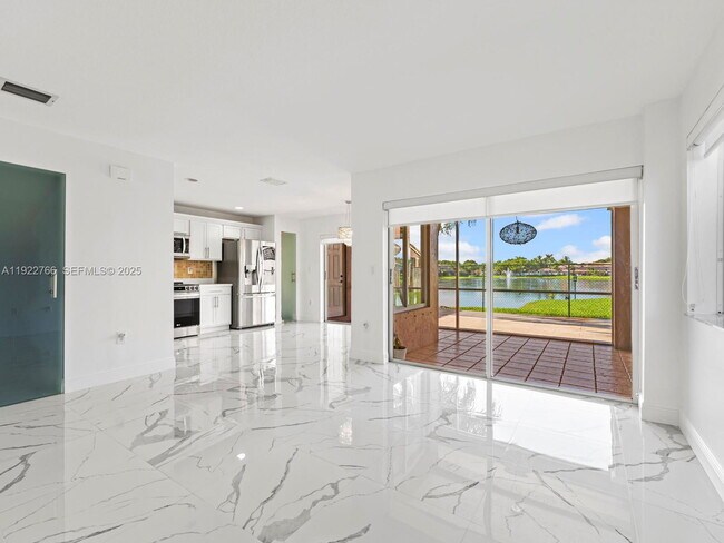 Photo - 16544 SW 68th Terrace