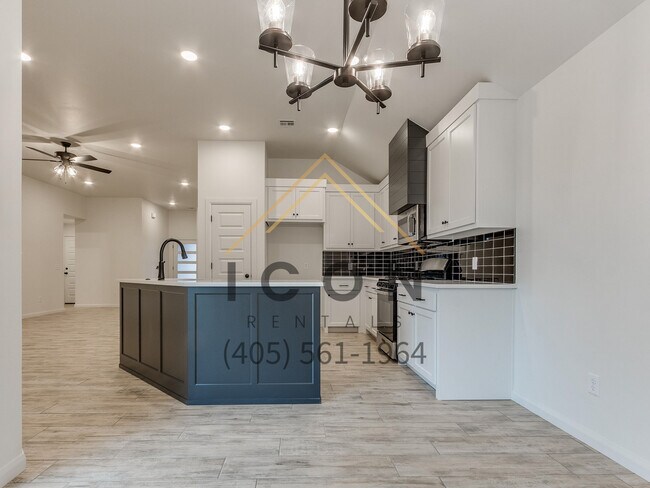 Photo - 5001 SE 86th St