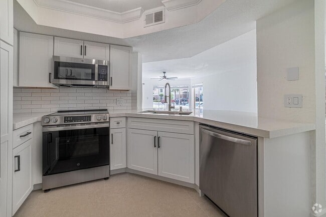 Building Photo - 815 Boynton Beach Blvd Rental