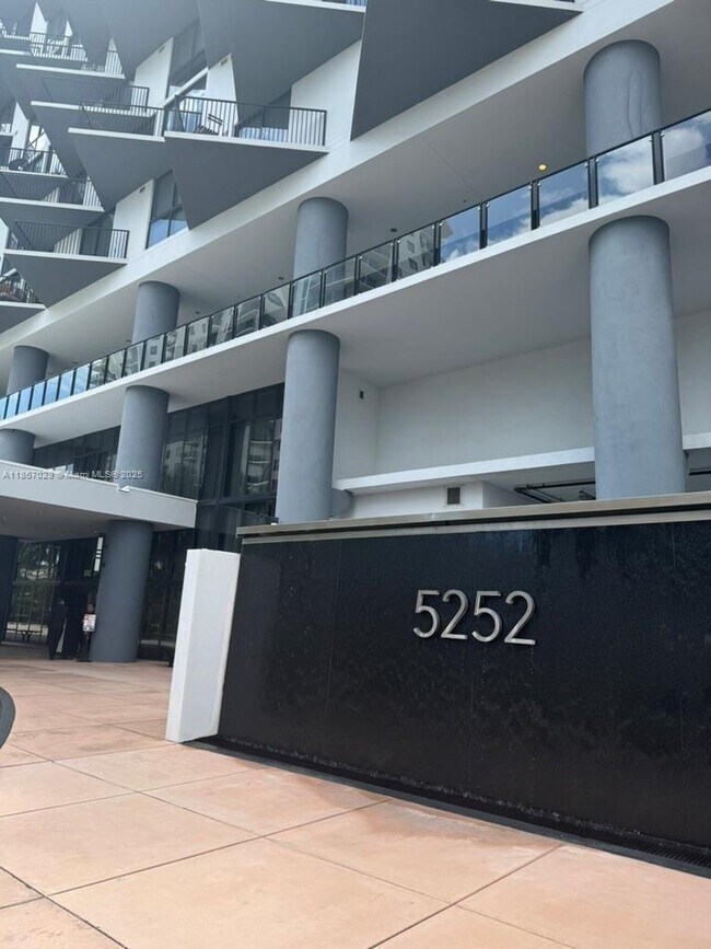 Photo - 5252 NW 85th Ave Unit 1108