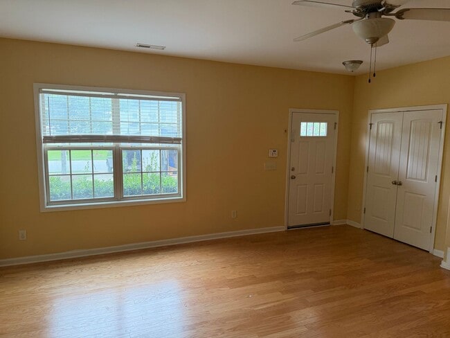 Photo - 6147 Neuse Wood Dr