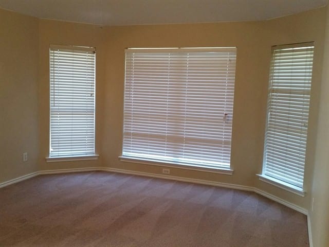 Photo - 909 Remington Dr