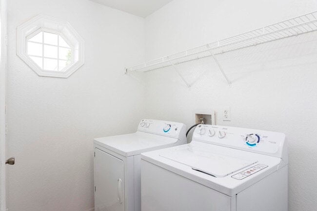 In-unit Washer & Dryer - Bella Vita