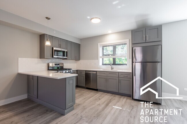 Photo - 1131 Oak Ave