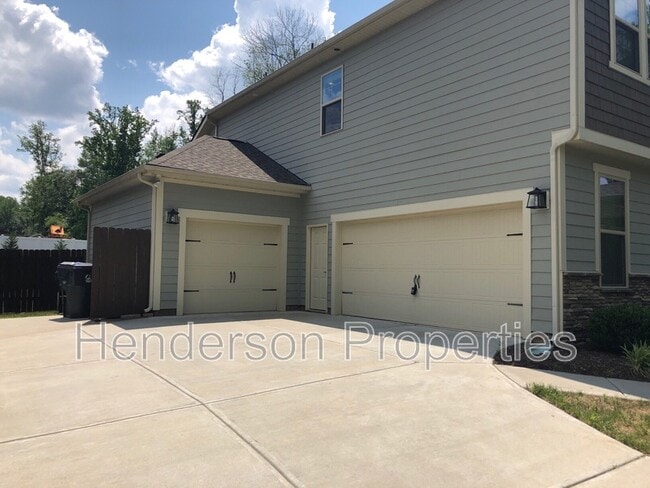 Photo - 10728 Vanguard Pkwy