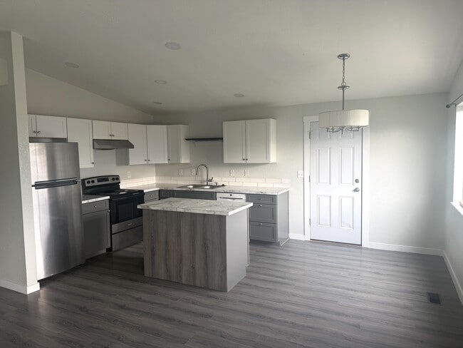 Photo - 3406 S Florida Ave