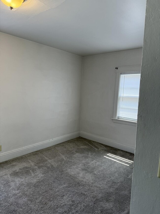Bedroom - 1139 11th St N Unit 2