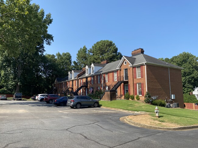 Photo - 1166 Booth Rd SW