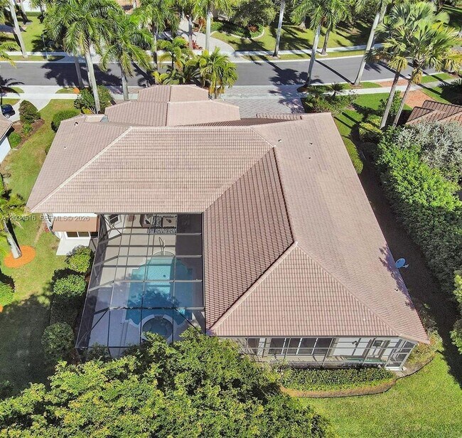 Photo - 2501 Poinciana Dr