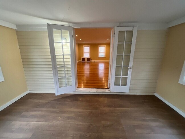 Photo - 30 Stearns Rd