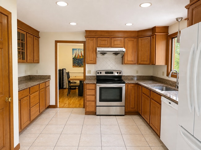 Photo - 14 Kings Ct