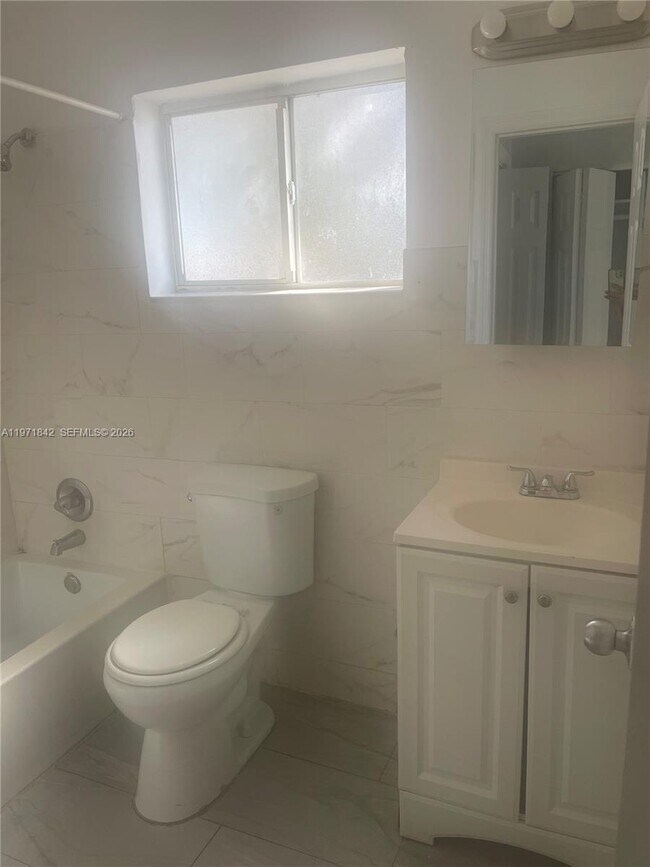 Photo - 14305 NE 6th Ave Unit 1