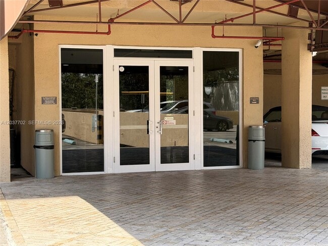 Photo - 3500 Coral Way Unit 907