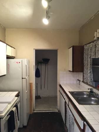 Photo - 235 W 5th St Unit R 1