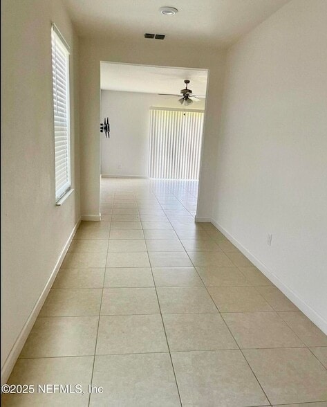 8709 Lake George Cir E