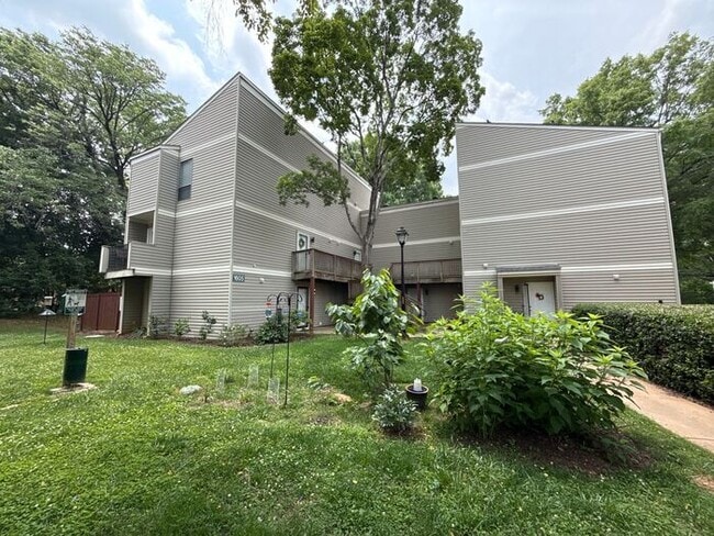 Woodmere Conds - Merry Oaks - Woodmere Conds - Merry Oaks House