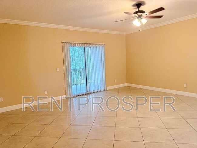Photo - 3717 S Lake Orlando Pkwy Unidad #06
