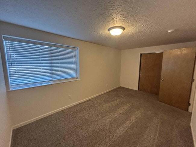 Photo - 249 NW 3rd St Unit B