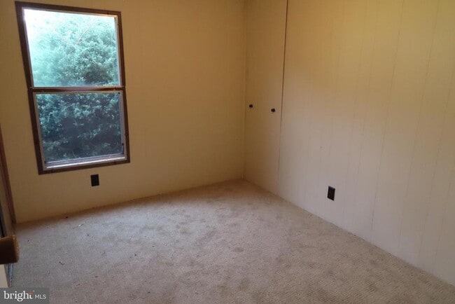 Photo - 14169 Buchanan Trail W