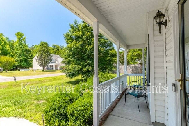 Photo - 16221 Farah Ct