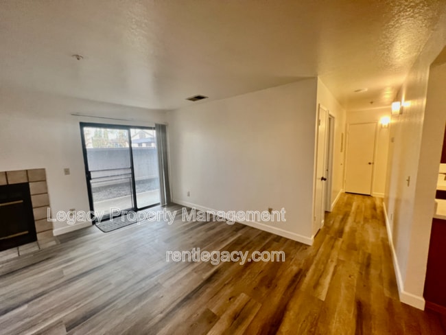 Photo - 1801 Marshall Rd Unit Apt 411