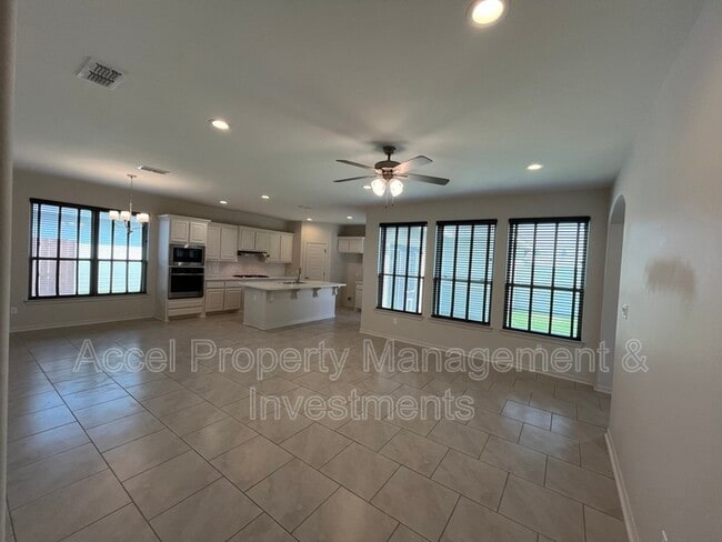 Photo - 3302 Oriole Dr