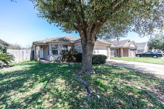 Building Photo - 19538 Narcissus Brook Ln