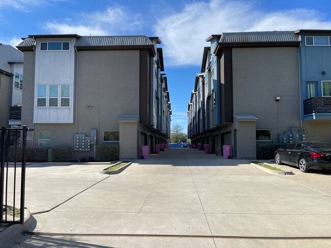 Photo - Modern living in trending East Dallas at METRO AT LIVE OAK!