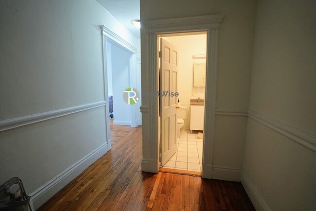 Photo - 1302 Commonwealth Avenue Unit 4