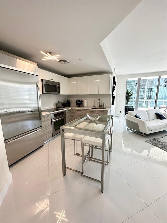 Photo - 1300 Brickell Bay Dr Unit 3101