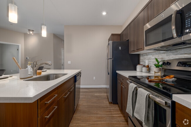 2 habitaciones, 2 baños - 986 pies cuadrados - Cocina - The Canyons at Linda Vista Trail